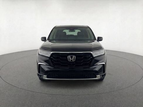 Used 2025 Honda Pilot EX-L image 2