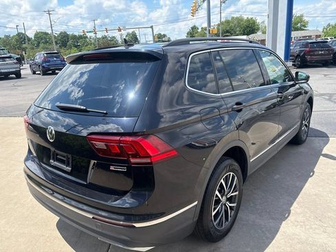 Used 2020 Volkswagen Tiguan SE w/ Panoramic Sunroof Package AWD/4WD image 6