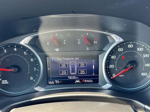 Used 2021 Chevrolet Equinox LT image 22