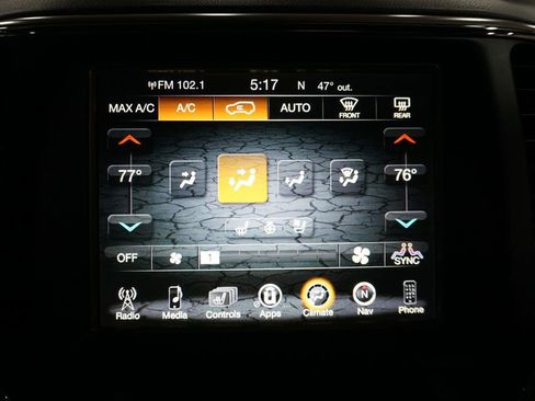 Used 2017 Jeep Grand Cherokee Overland image 11