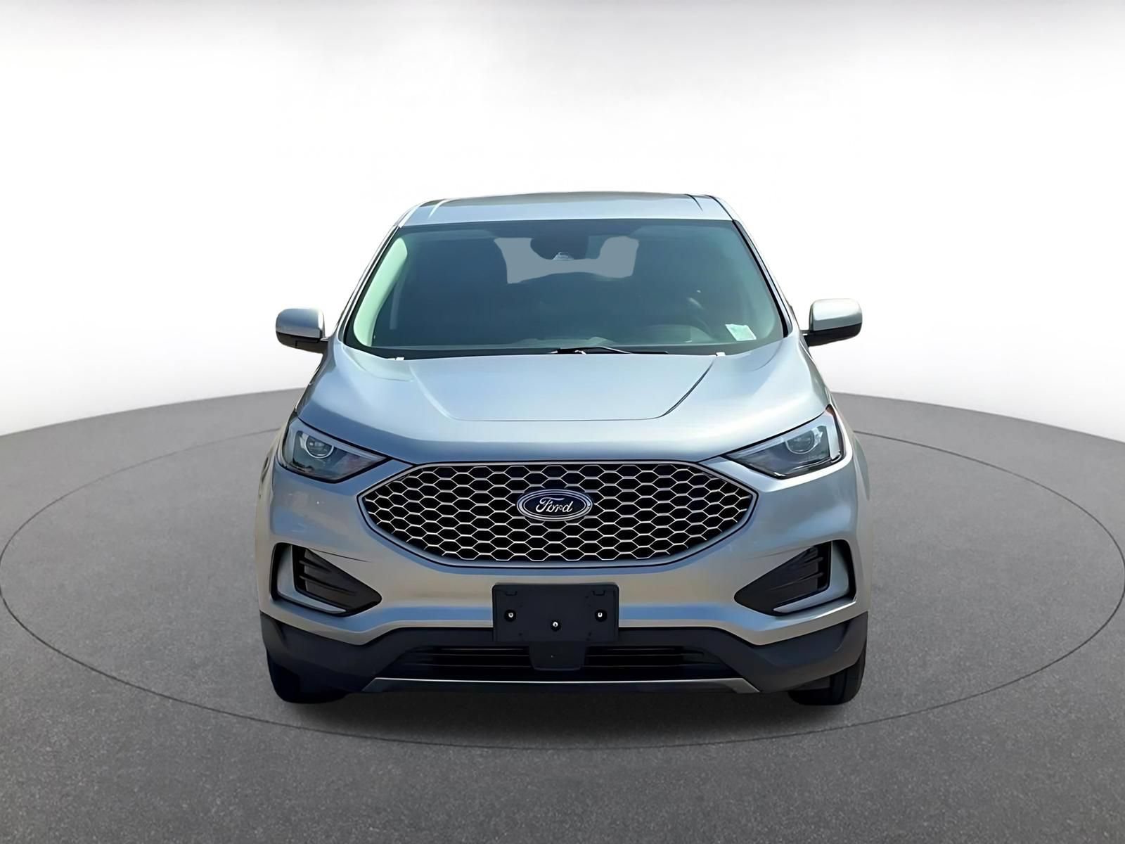 Used 2024 Ford Edge SEL AWD/4WD image 4