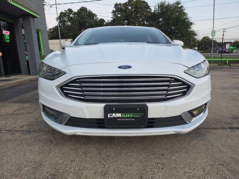 Used 2018 Ford Fusion SE image 6