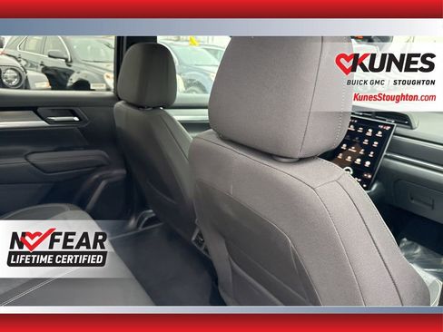 Used 2025 GMC Terrain Elevation image 44