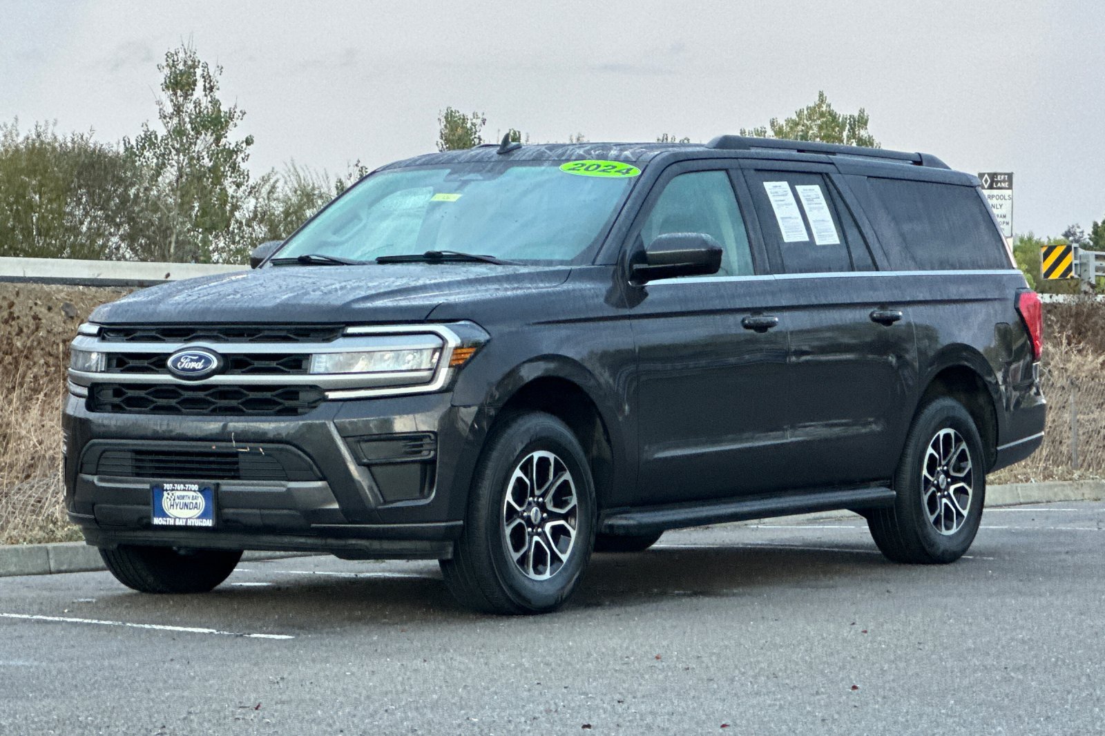 Used 2024 Ford Expedition Max XLT AWD/4WD image 8