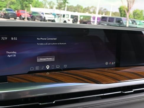 Used 2025 Cadillac Escalade ESV Sport Platinum w/ LPO, ONYX Package AWD/4WD image 48
