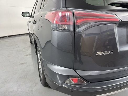 Used 2016 Toyota RAV4 XLE w/ Convenience Package AWD/4WD image 30