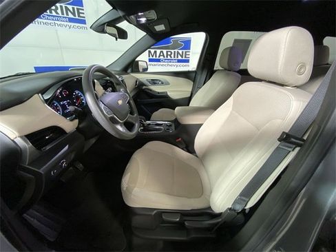 Certified 2023 Chevrolet Traverse LS image 24