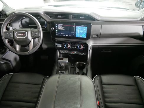 Used 2024 GMC Sierra 1500 AT4X AWD/4WD image 10