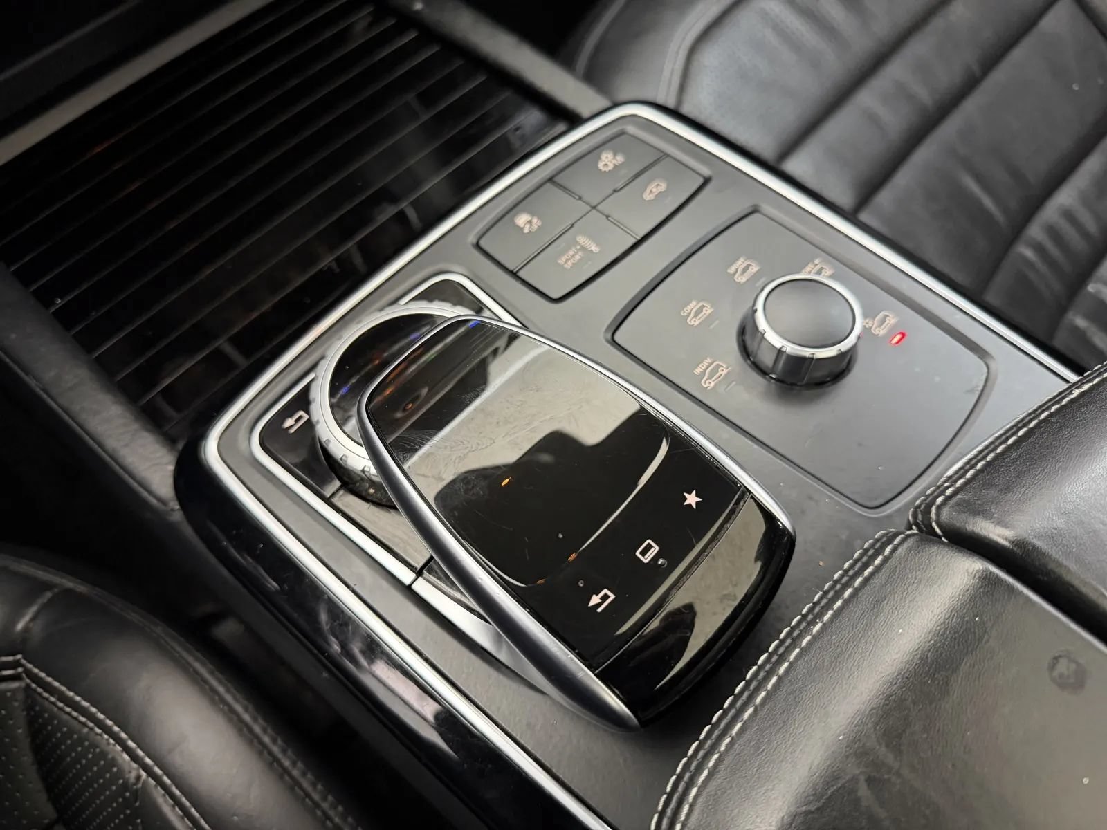 Used 2016 Mercedes-Benz GLE 63 AMG S image 33