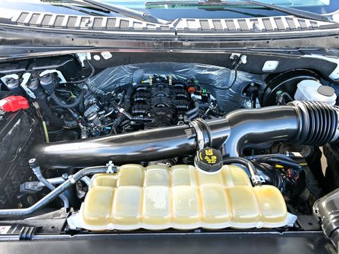 Used 2021 Ford Expedition Max Limited image 32