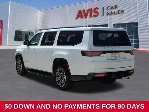Used 2025 Jeep Wagoneer L Series II AWD/4WD image 9