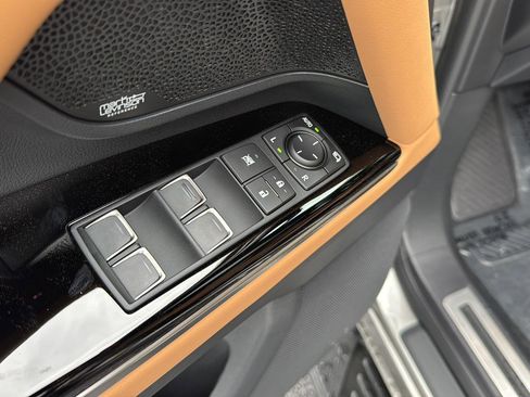 New 2026 Lexus LX 700h Luxury image 29