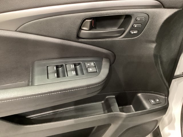 Used 2023 Honda Passport EX-L image 28