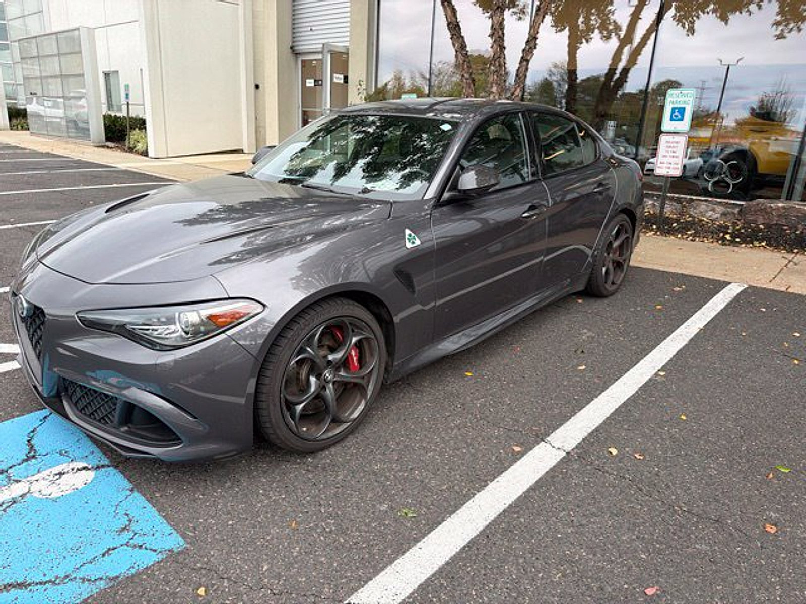 Used 2020 Alfa Romeo Giulia Quadrifoglio RWD image 8