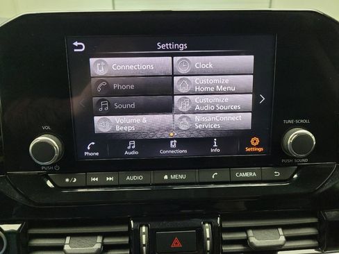 Used 2022 Nissan Pathfinder SV w/ Cargo Package AWD/4WD image 25