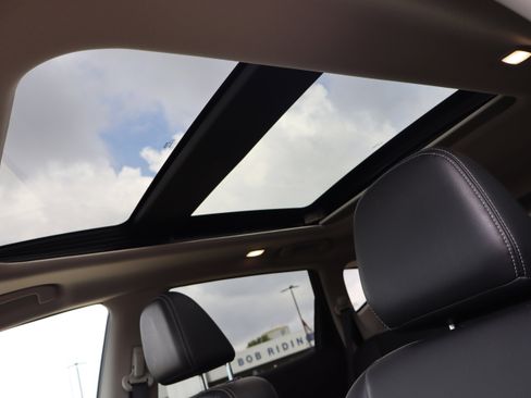 Used 2024 Nissan Murano SL image 25