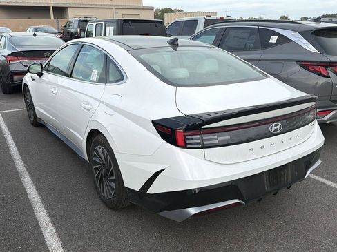 Used 2026 Hyundai Sonata SEL image 2
