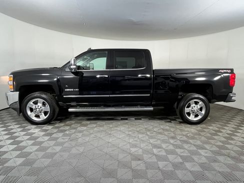 Used 2016 Chevrolet Silverado 2500 LTZ w/ Duramax Plus Package AWD/4WD image 9