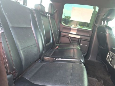 Used 2015 Ford F150 Lariat image 12