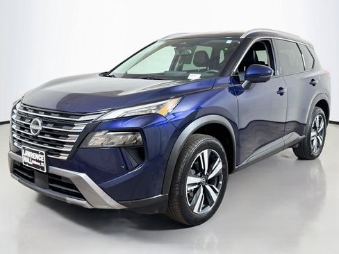 Used 2026 Nissan Rogue SL AWD/4WD image 1