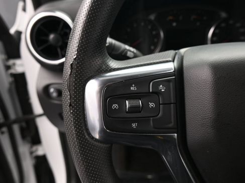 Used 2022 Chevrolet Blazer LT FWD image 16