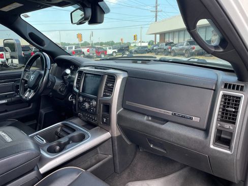 Used 2018 RAM 3500 Laramie Longhorn image 33