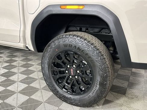 New 2026 GMC Canyon Elevation w/ Convenience Package AWD/4WD image 33