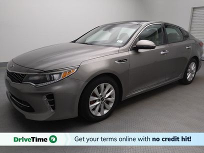 Used 2016 Kia Optima SX w/ Chrome Wheel Package