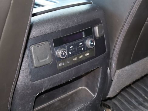 Used 2018 GMC Yukon XL Denali w/ Denali Ultimate Package RWD image 12
