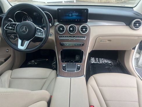 Used 2020 Mercedes-Benz GLC 300 4MATIC image 24