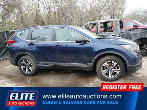 Used 2017 Honda CR-V LX image 25
