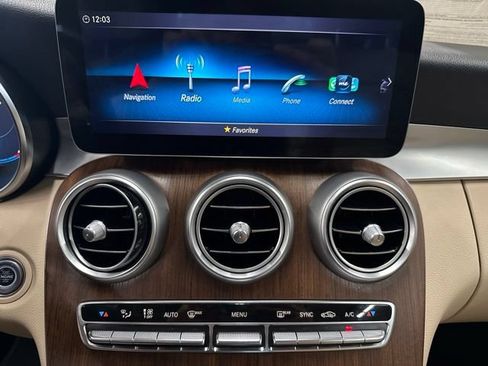 Used 2021 Mercedes-Benz C 300 4MATIC Sedan image 14