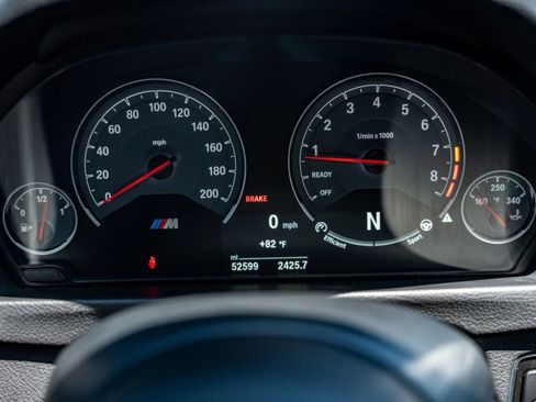Used 2016 BMW M3 RWD image 13