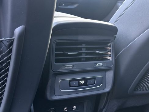 Used 2025 Audi Q7 2.0T Premium w/ Convenience Plus Package image 23