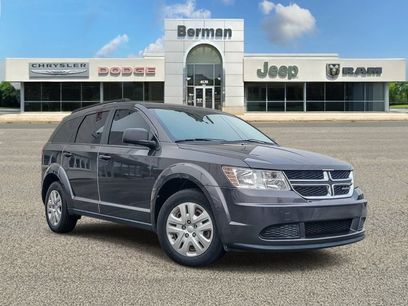 Used 2017 Dodge Journey SE w/ Flexible Seating Group
