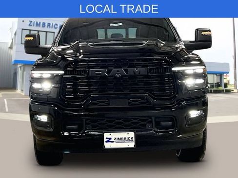 Used 2025 RAM 2500 Limited AWD/4WD image 2