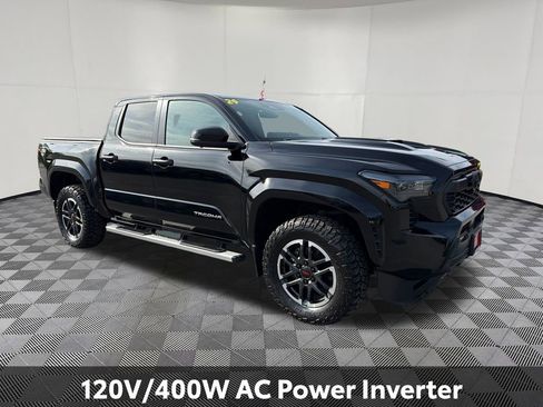 Used 2024 Toyota Tacoma TRD Sport w/ TRD Sport Premium Package AWD/4WD image 8