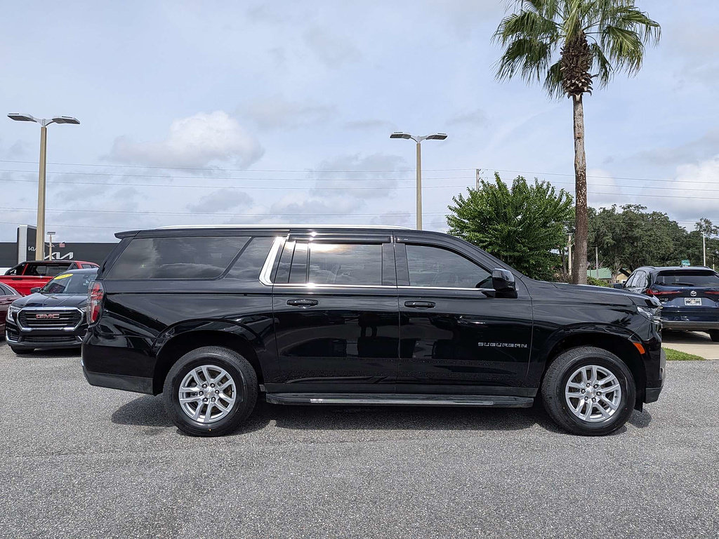 Certified 2024 Chevrolet Suburban LT AWD/4WD image 30