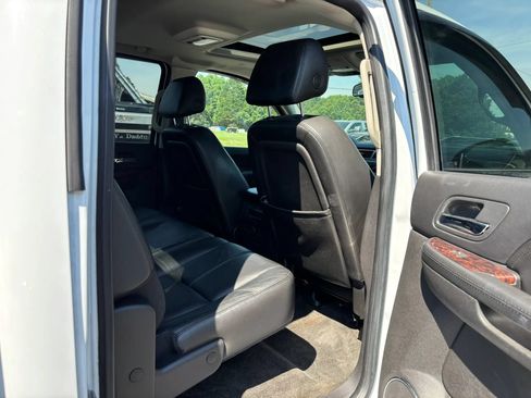 Used 2008 GMC Sierra 1500 Denali AWD/4WD image 26