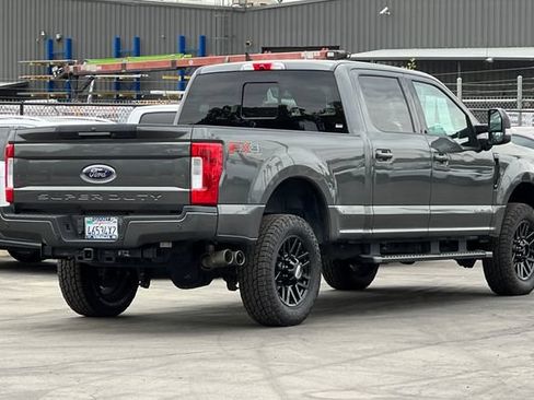 Used 2019 Ford F250 Lariat w/ Lariat Ultimate Package AWD/4WD image 4
