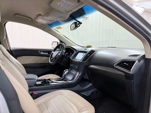 Used 2017 Ford Edge SEL w/ Equipment Group 201A AWD/4WD image 31