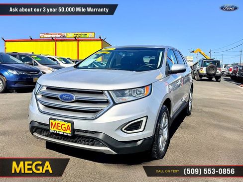 Used 2017 Ford Edge Titanium image 3