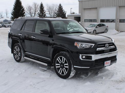 Used 2024 Toyota 4Runner Limited image 3