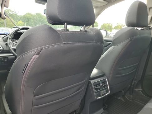 Used 2022 Subaru Forester Premium AWD/4WD image 24