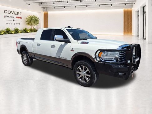 Used 2022 RAM 2500 Limited AWD/4WD image 1