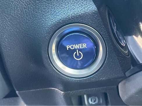 Used 2022 Lexus ES 300h w/ Premium Package image 24