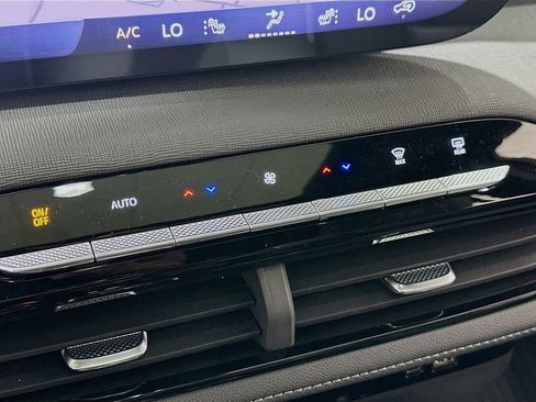 New 2026 Buick Enclave Sport Touring image 16