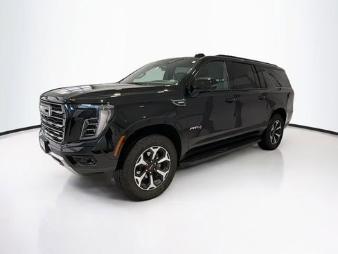 Used 2025 GMC Yukon XL AT4 w/ Premium Trailering Package image 3