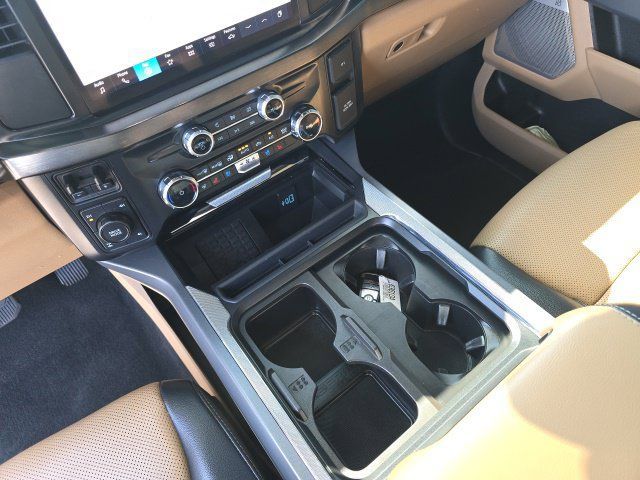 Used 2024 Ford F250 Lariat w/ Chrome Package AWD/4WD image 22