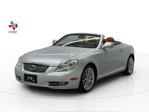 Used 2010 Lexus SC 430 Convertible image 6